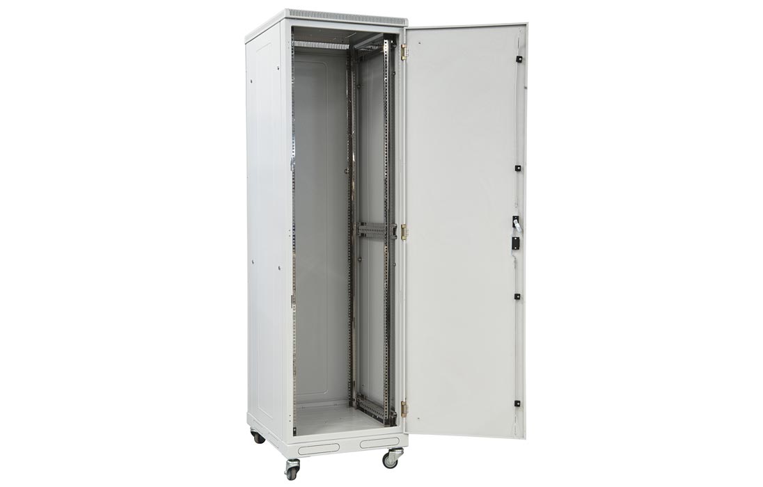 Шкаф телекоммуникационный напольный 19",18U(600x800), ШТ-НП-18U-600-800-М, передняя дверь металл ССД