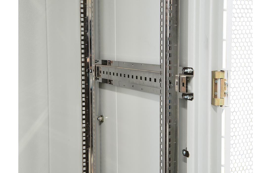 Шкаф телекоммуникационный напольный 19",24U(600x600), ШТ-НП-24U-600-600-М, передняя дверь металл ССД