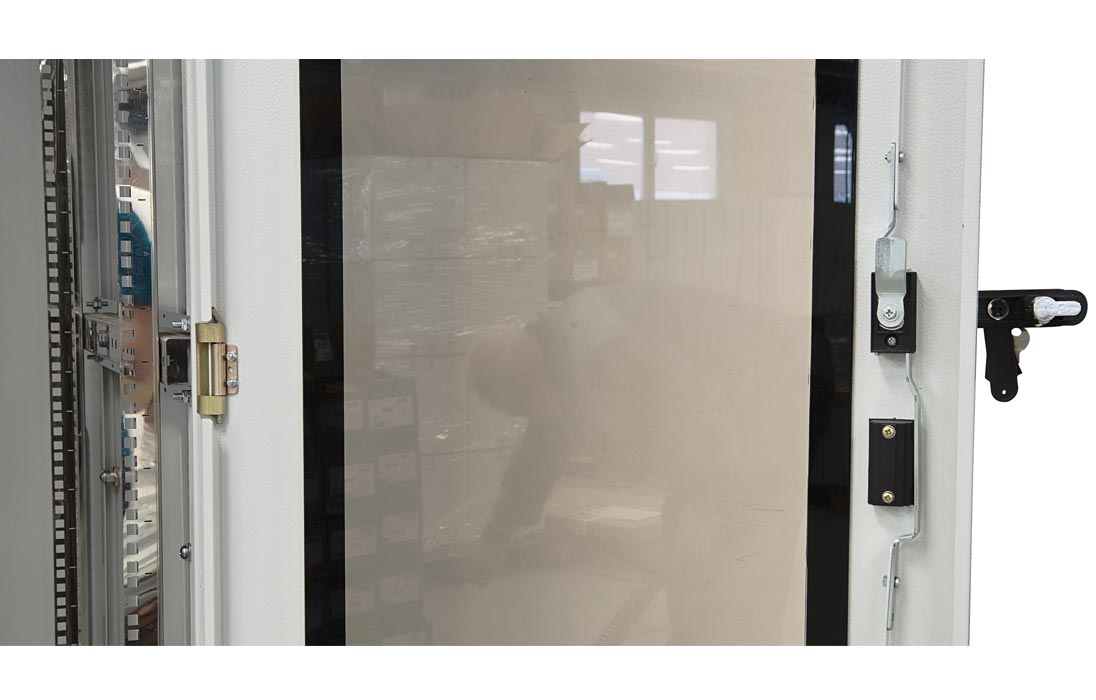 Шкаф телекоммуникационный напольный 19",18U(600x1000), ШТ-НП-18U-600-1000-С, передняя дверь стекло ССД